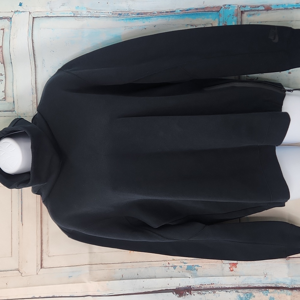 Nike Sportswear Tech Turtneck Sweatshirt‎ - Picture 2 of 10